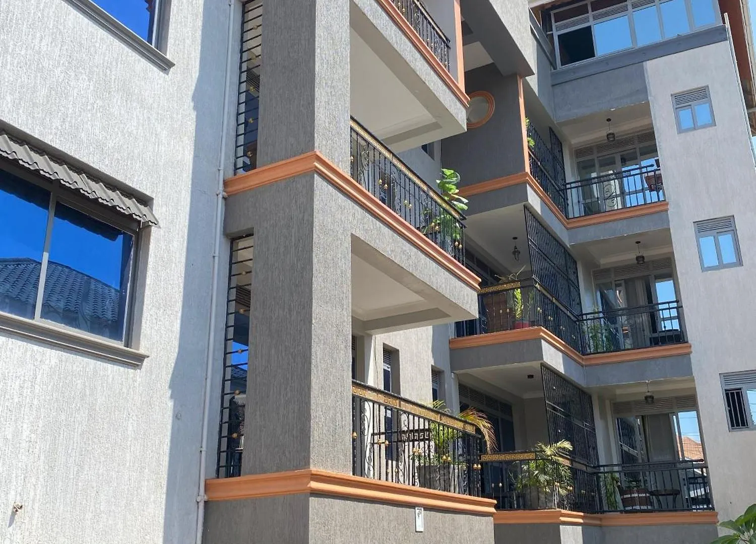 Joy Nba Apartments كامبالا