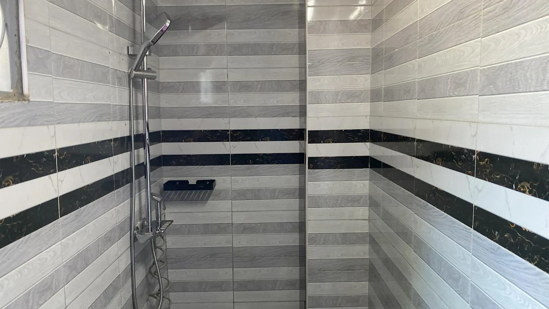 Joy Nba Apartments كامبالا