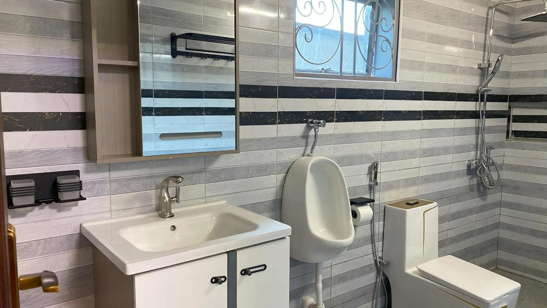 Joy Nba Apartments كامبالا